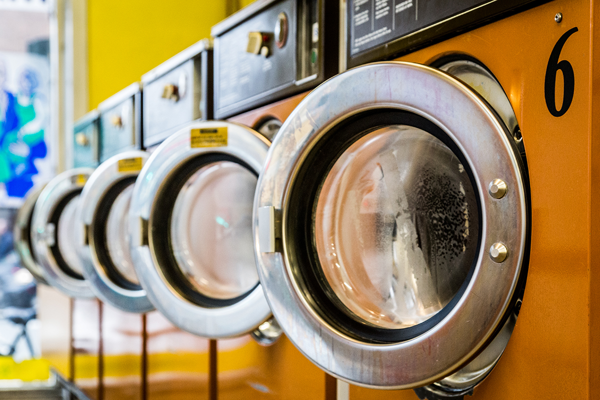 Laundromat-Washing-machines